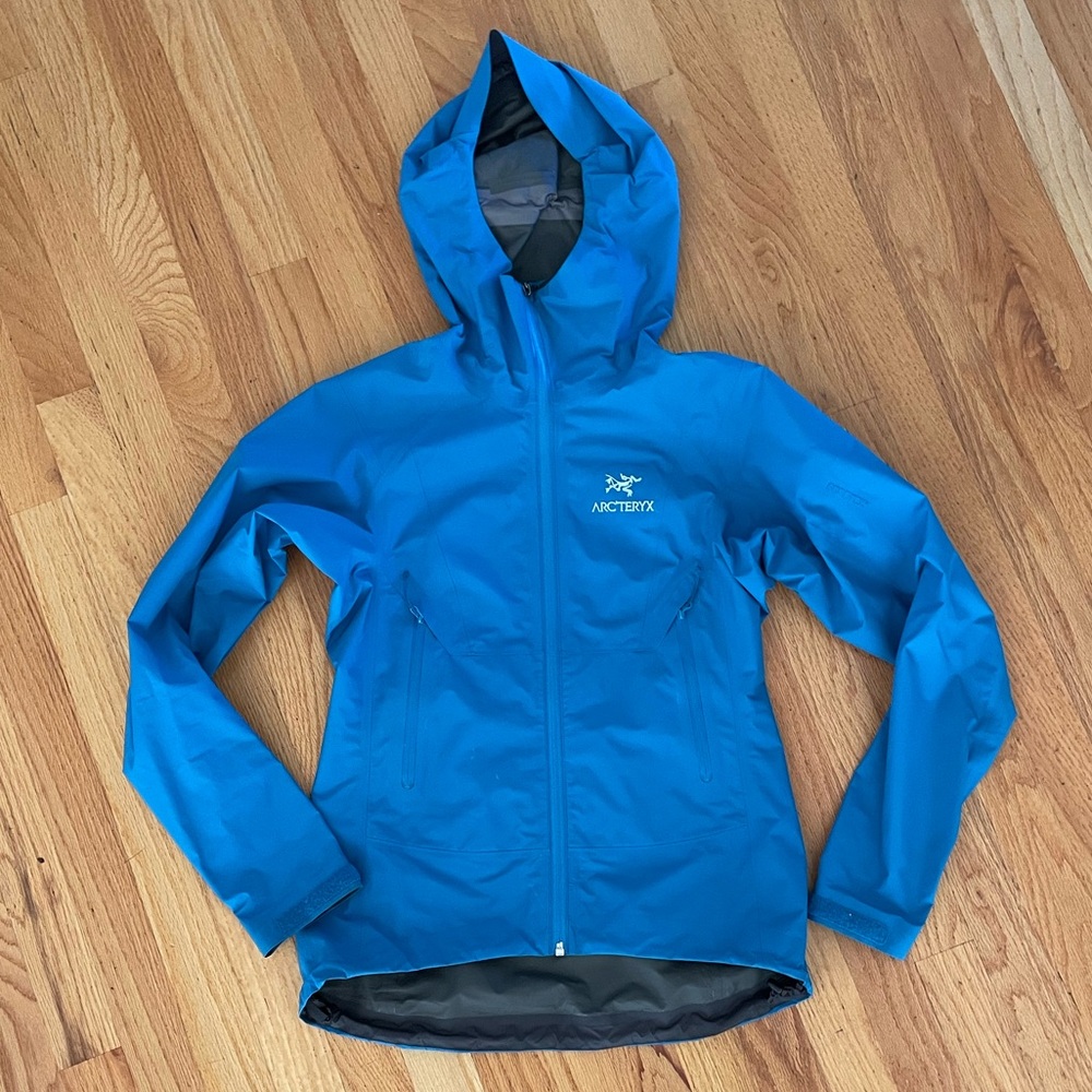 Arc'teryx women’s gama jacket XS